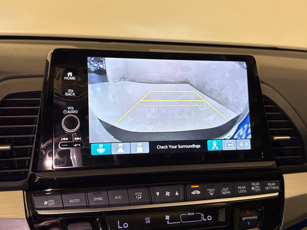 Certified 2026 Honda Odyssey Touring image 28