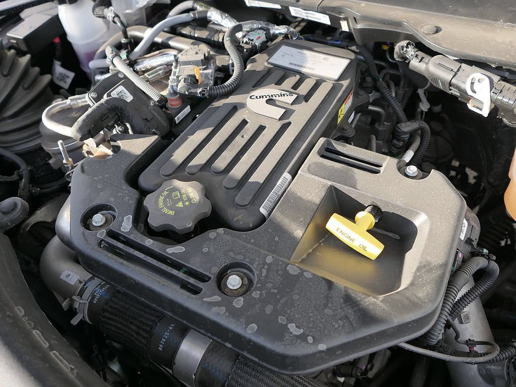 New 2026 RAM 3500 Tradesman AWD/4WD image 25