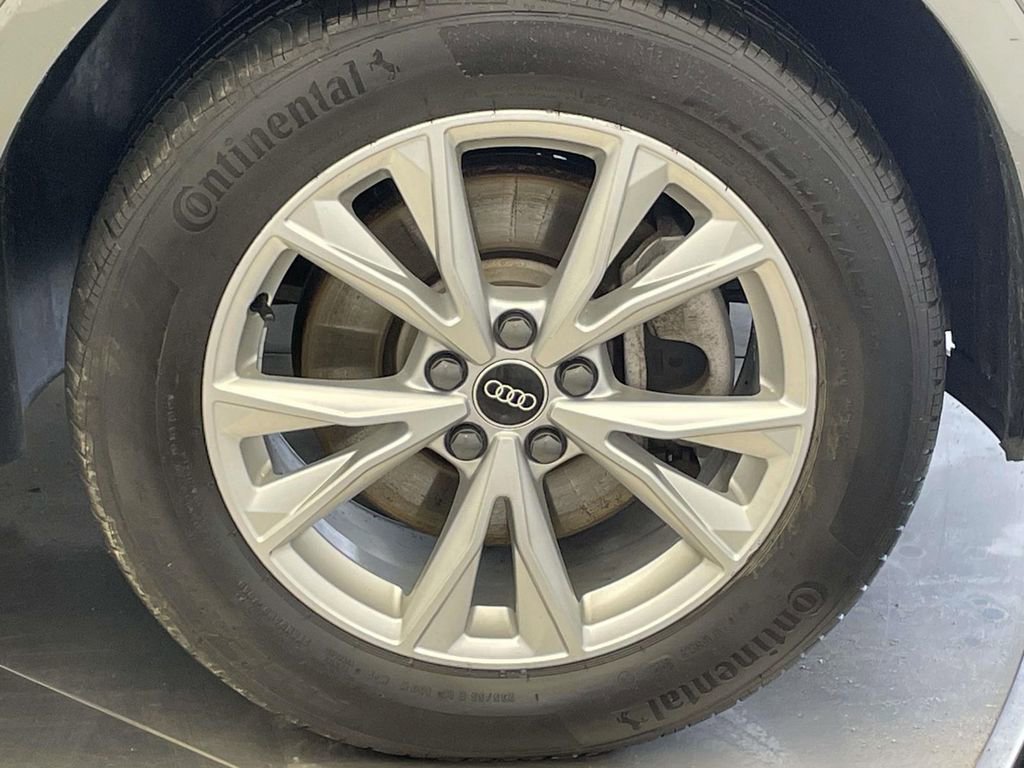 Used 2021 Audi Q3 2.0T Premium Plus image 13