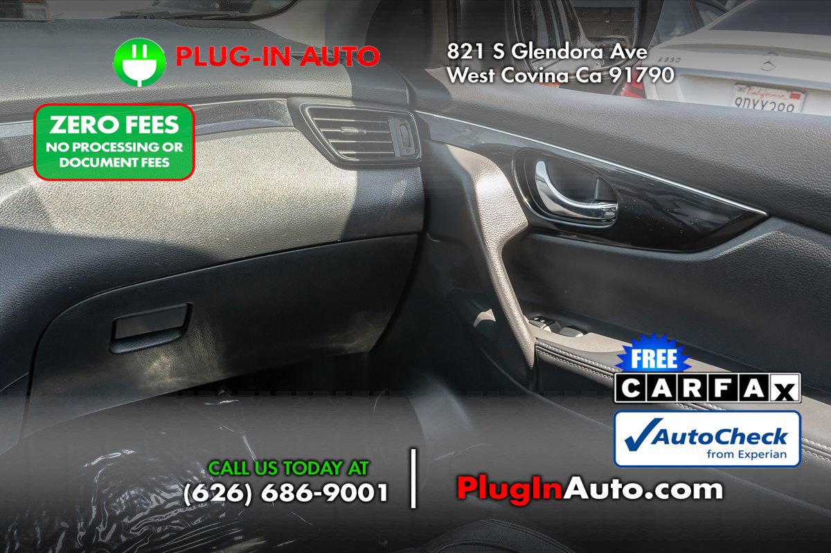 Used 2017 Nissan Rogue Sport SL w/ SL Premium Package FWD image 16