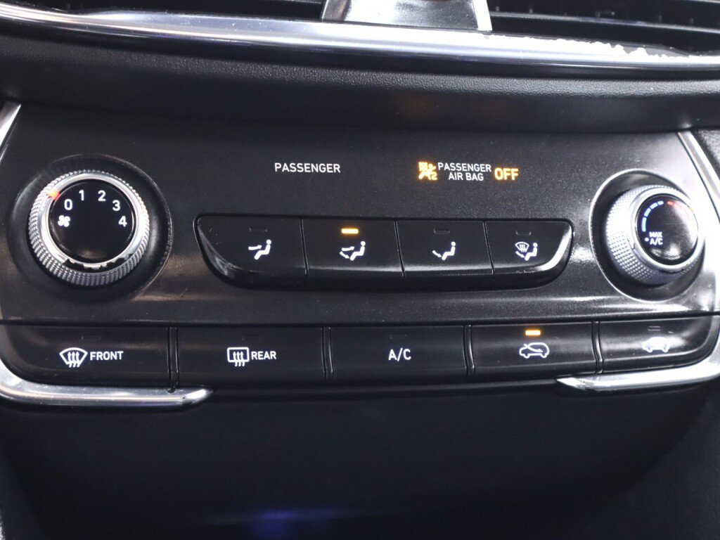 Used 2019 Hyundai Santa Fe SE FWD image 23