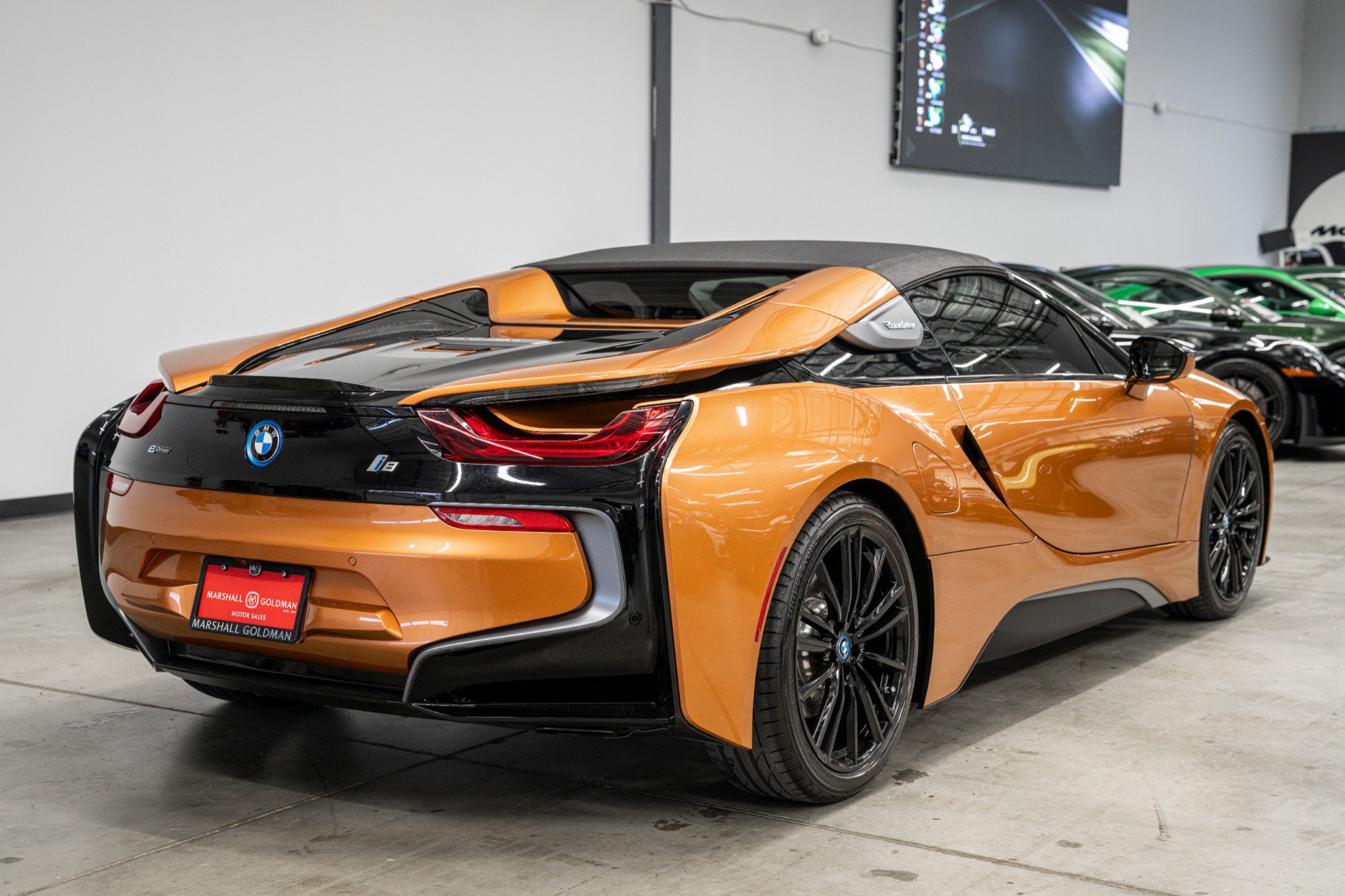 Used 2019 BMW i8 Roadster AWD/4WD image 42