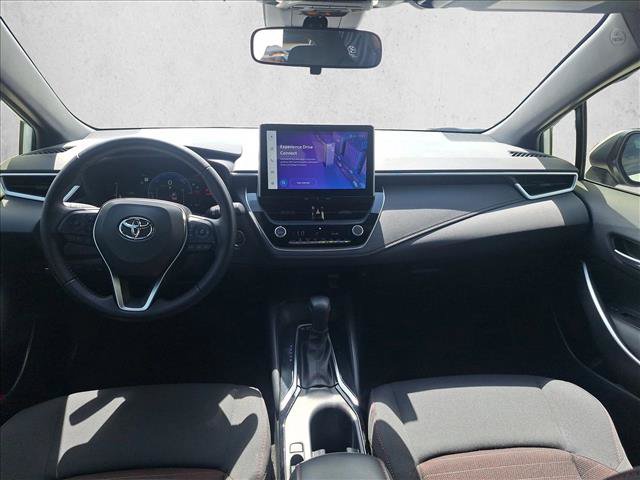 Certified 2025 Toyota Corolla SE w/ SE Premium Package FWD image 16
