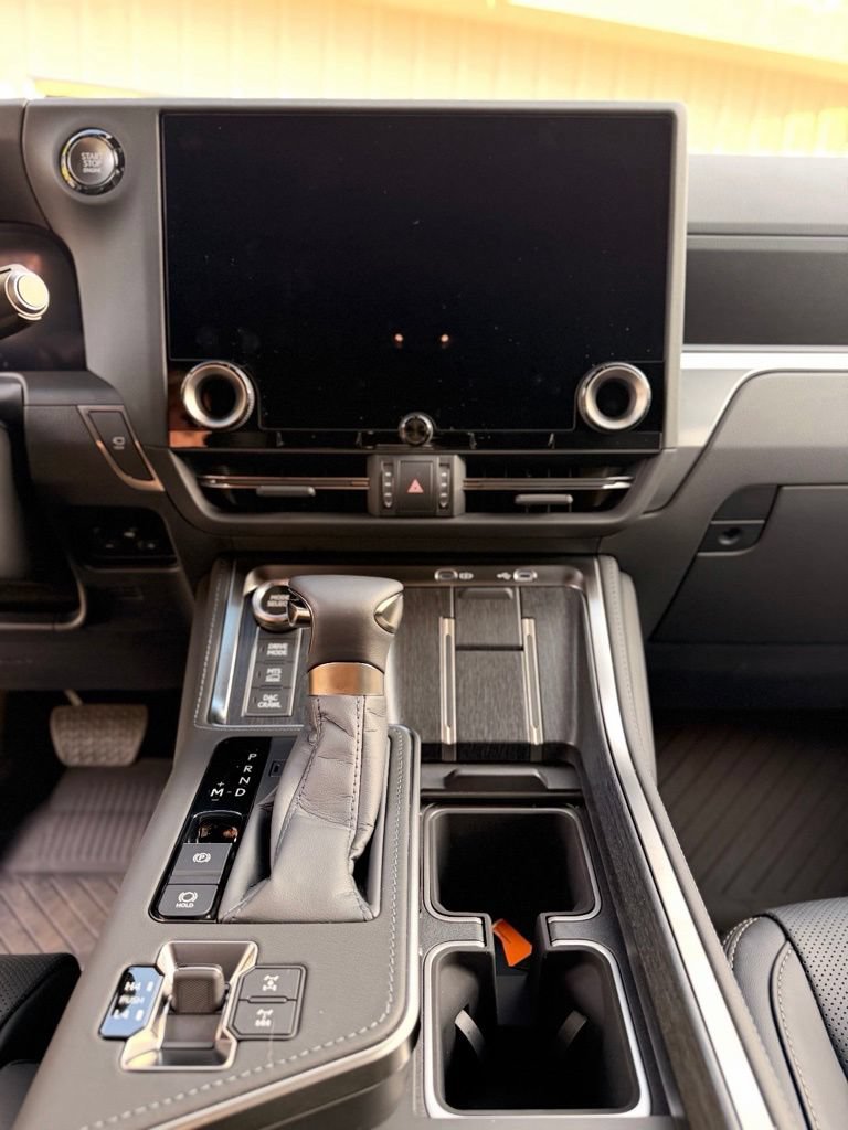 Used 2026 Lexus GX 550 AWD/4WD image 10