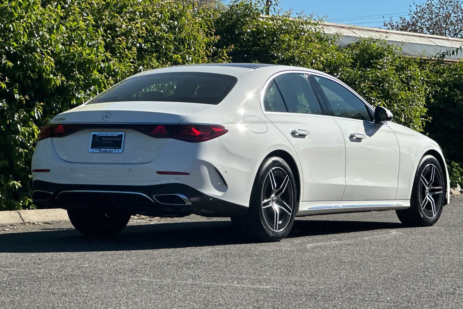 New 2026 Mercedes-Benz E 350 Sedan image 3