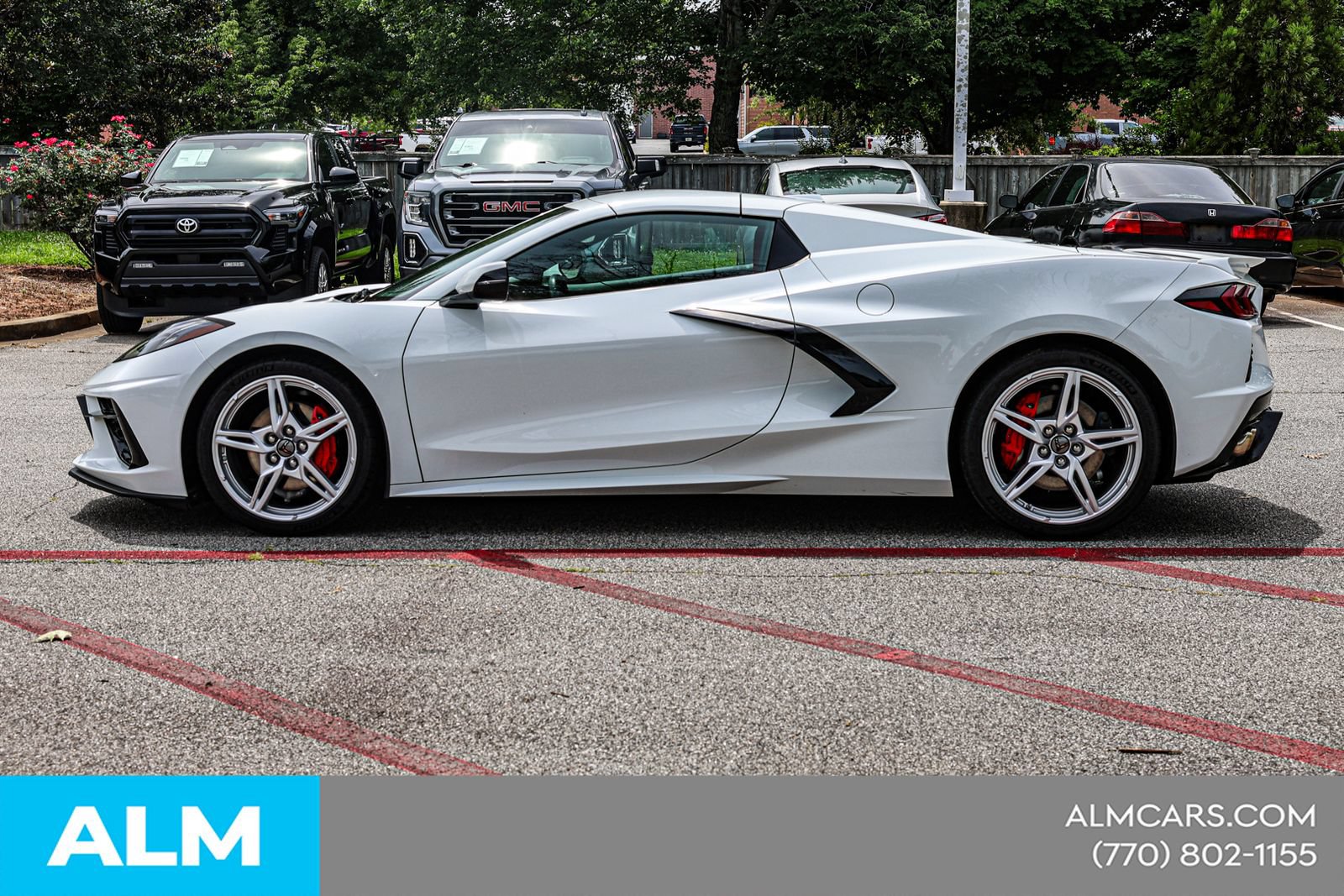 Used 2024 Chevrolet Corvette Stingray Convertible w/ Battery Protection Package RWD image 9