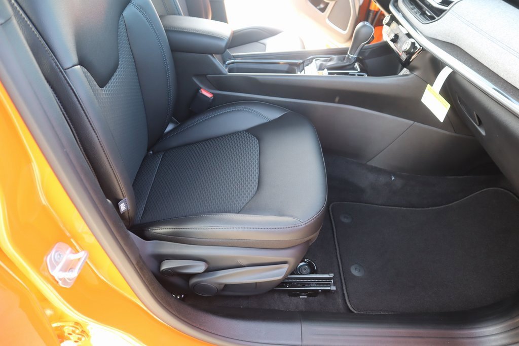 New 2026 Jeep Compass Latitude image 13