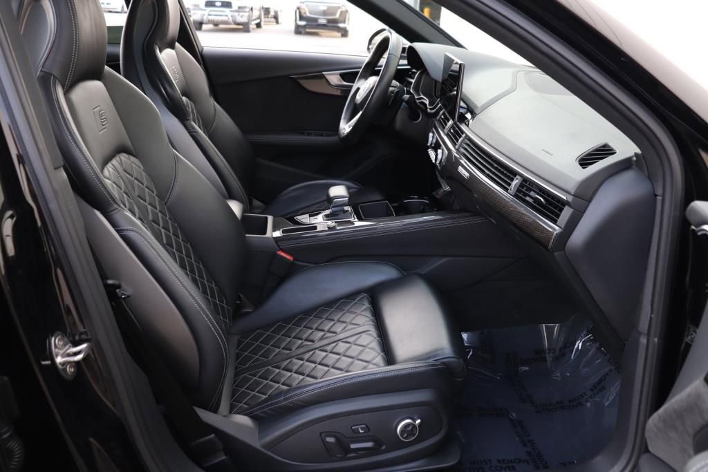 Used 2021 Audi S4 Premium Plus w/ Premium Plus Package AWD/4WD image 32