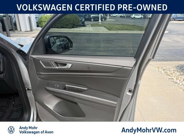 Used 2024 Volkswagen Atlas Cross Sport SEL R-Line AWD/4WD image 19