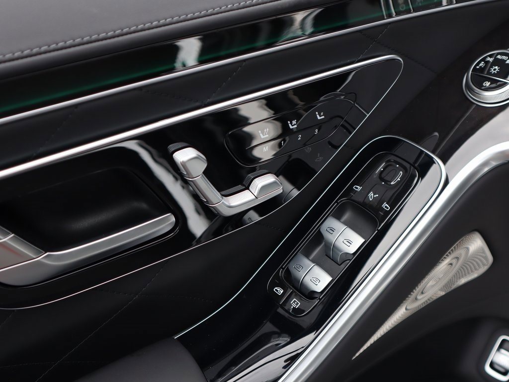 New 2026 Mercedes-Benz S 580 4MATIC Sedan image 27