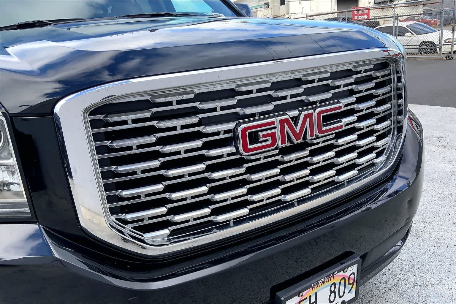 Used 2018 GMC Yukon XL Denali w/ Denali Ultimate Package AWD/4WD image 33