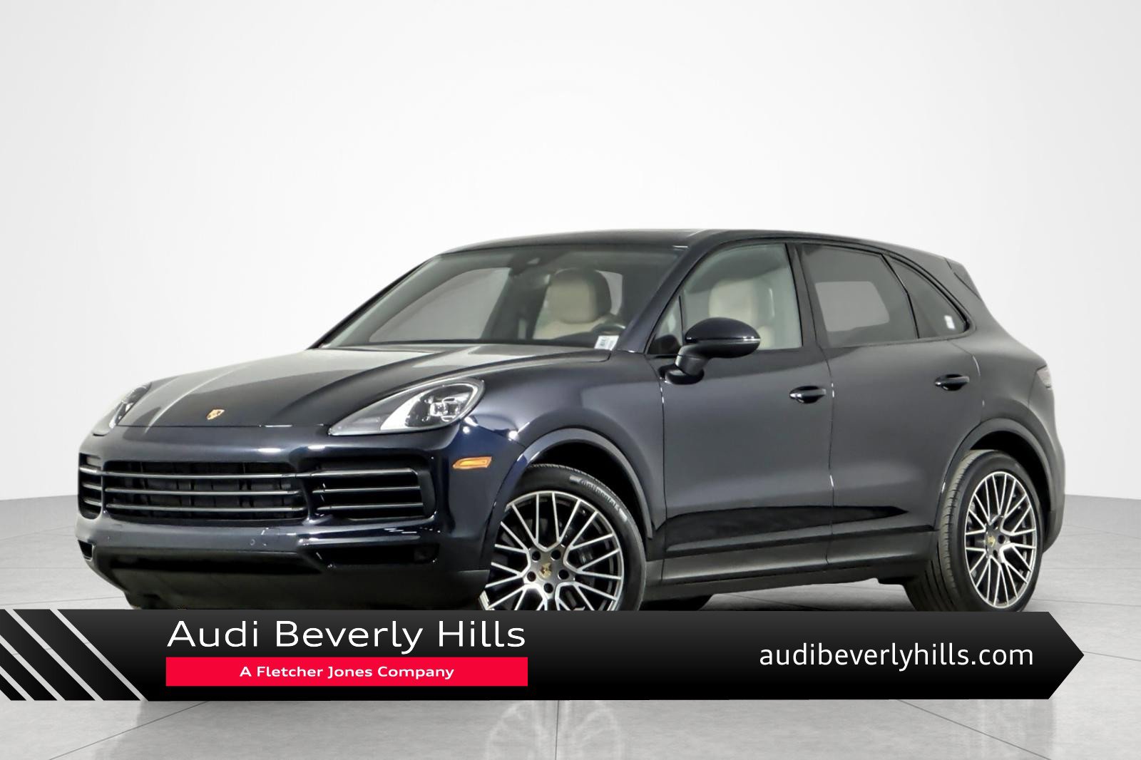 Used 2022 Porsche Cayenne Platinum Edition AWD/4WD image 1