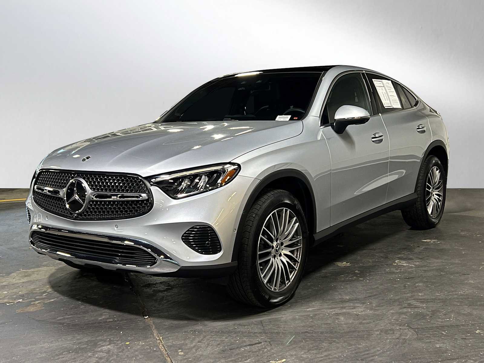 Certified 2025 Mercedes-Benz GLC 300 4MATIC image 7