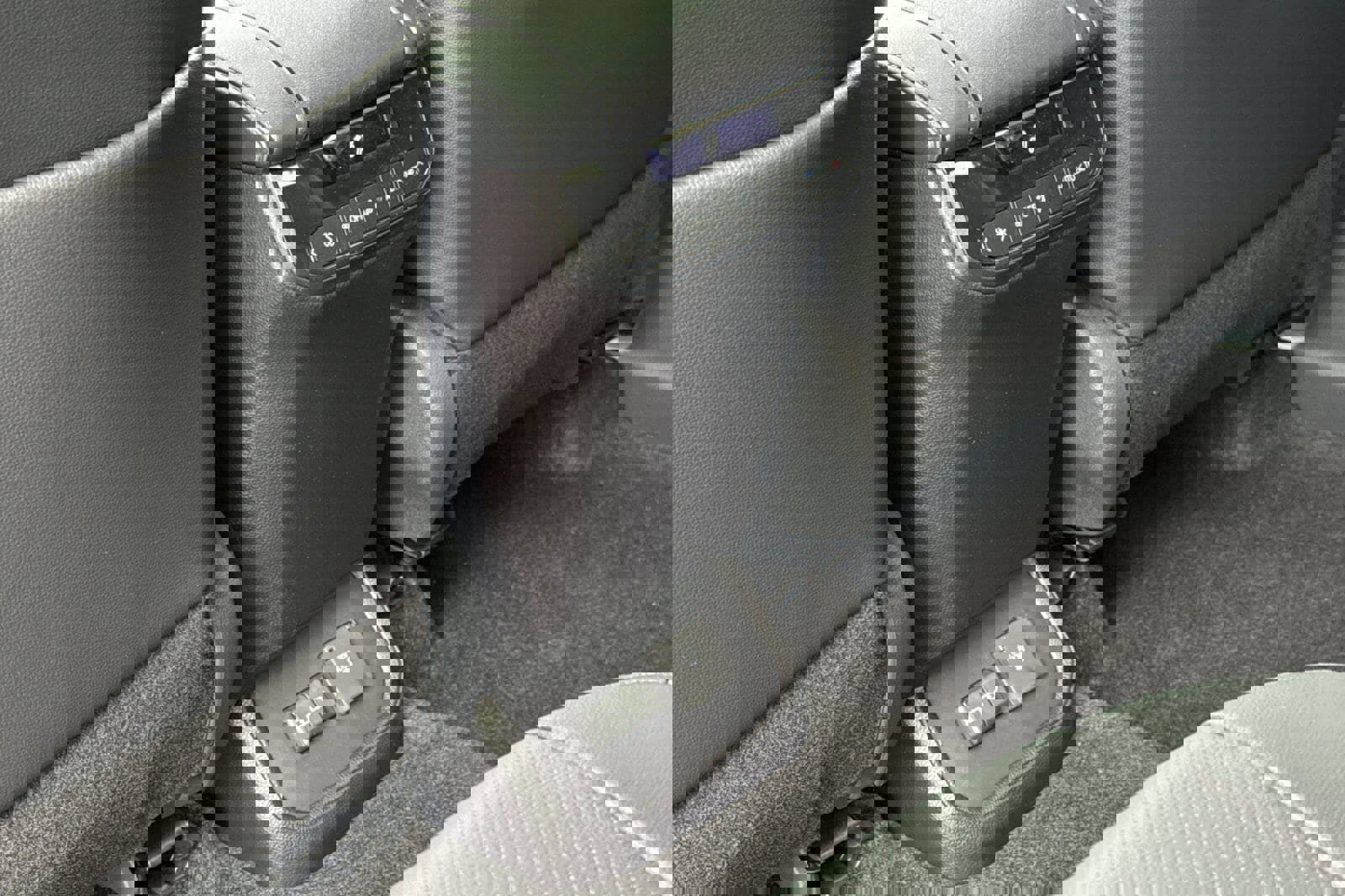 New 2025 Toyota Highlander Limited image 14