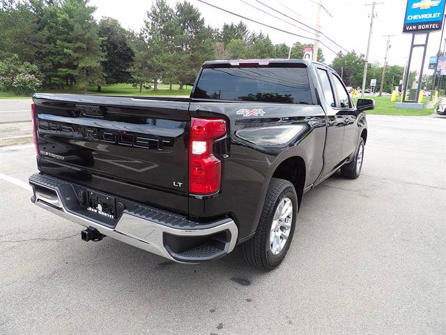 Used 2024 Chevrolet Silverado 1500 LT AWD/4WD image 5