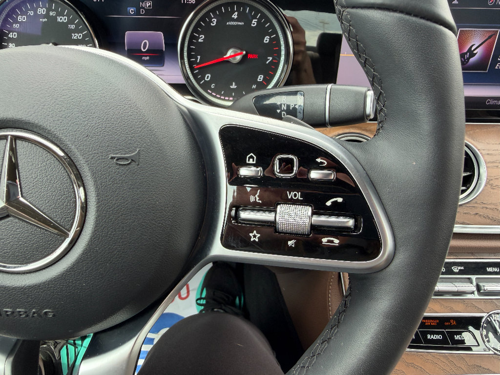 Used 2019 Mercedes-Benz E 300 4MATIC image 42