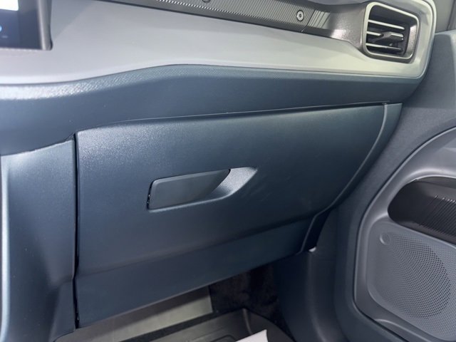 New 2025 Ford Maverick XLT w/ XLT Luxury Package image 29