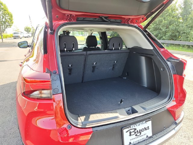 New 2026 Chevrolet TrailBlazer LT w/ Convenience Package FWD image 18