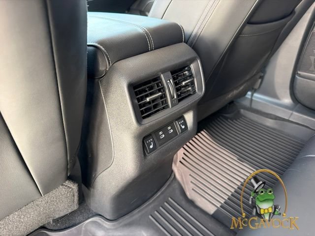 Used 2025 Nissan Murano Platinum w/ Cargo Package AWD/4WD image 24