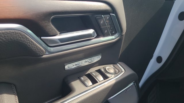 New 2026 GMC Sierra 1500 Denali AWD/4WD image 10
