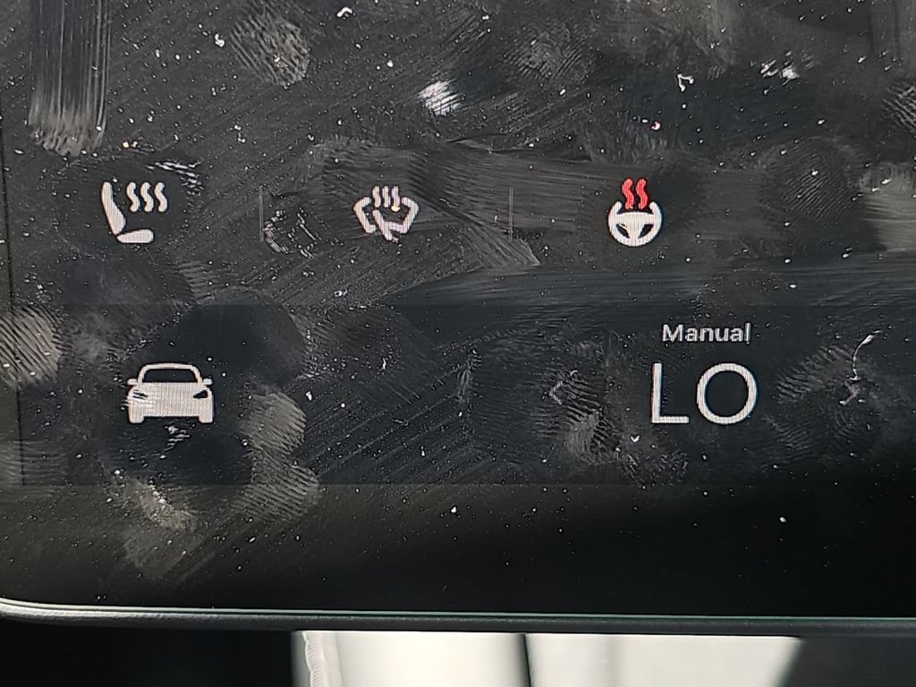 Used 2025 Tesla Model Y Long Range RWD image 20