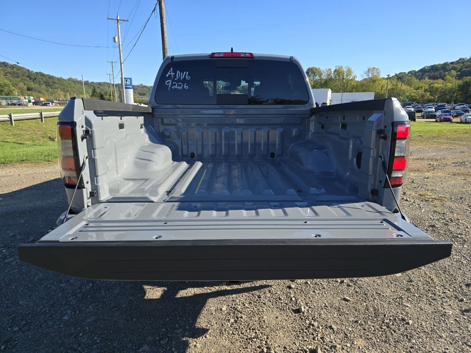 New 2026 Nissan Frontier SV w/ Tow Package image 9