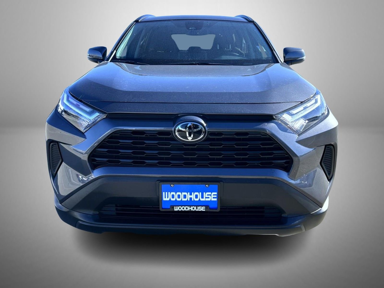 Used 2023 Toyota RAV4 XLE AWD/4WD image 2
