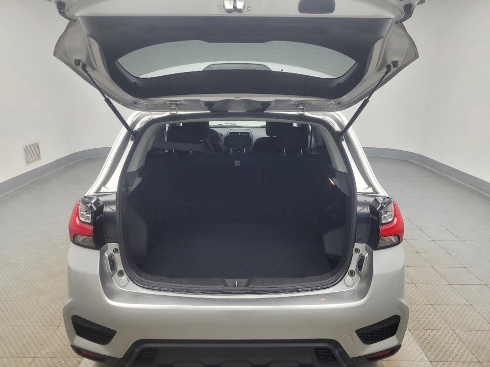 Used 2020 Mitsubishi Outlander Sport ES FWD image 29