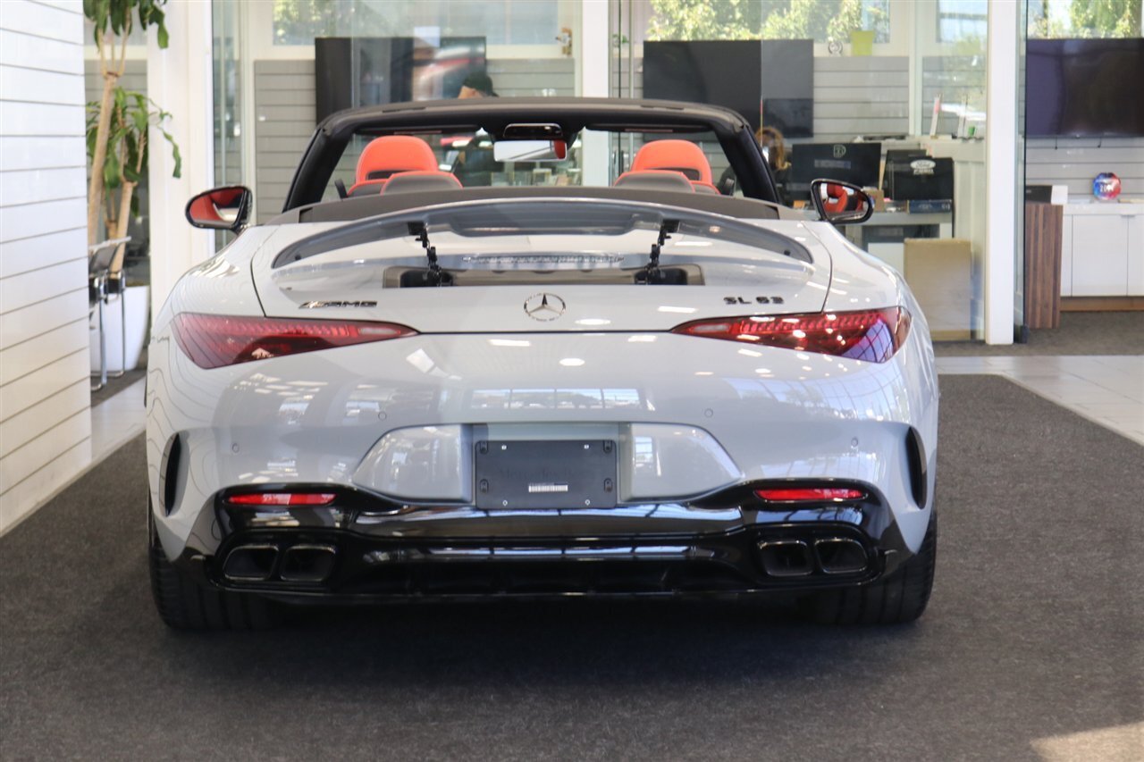Used 2023 Mercedes-Benz SL 63 AMG 4MATIC w/ Driver Assistance Package image 55