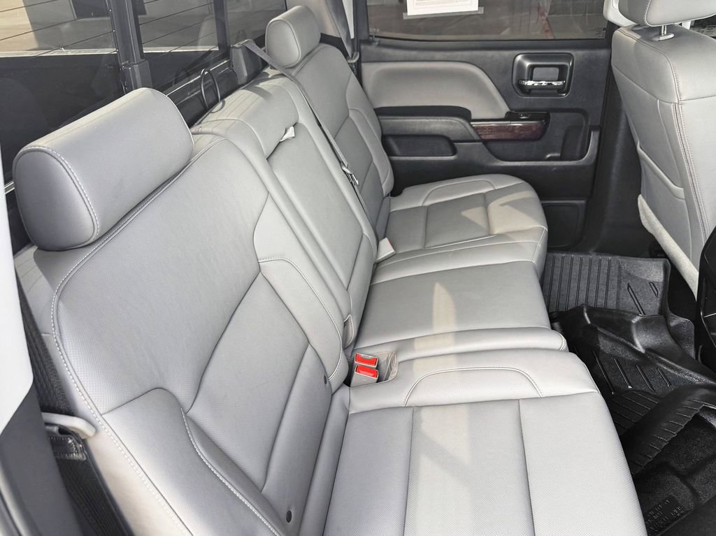 Used 2018 GMC Sierra 1500 SLT AWD/4WD image 26