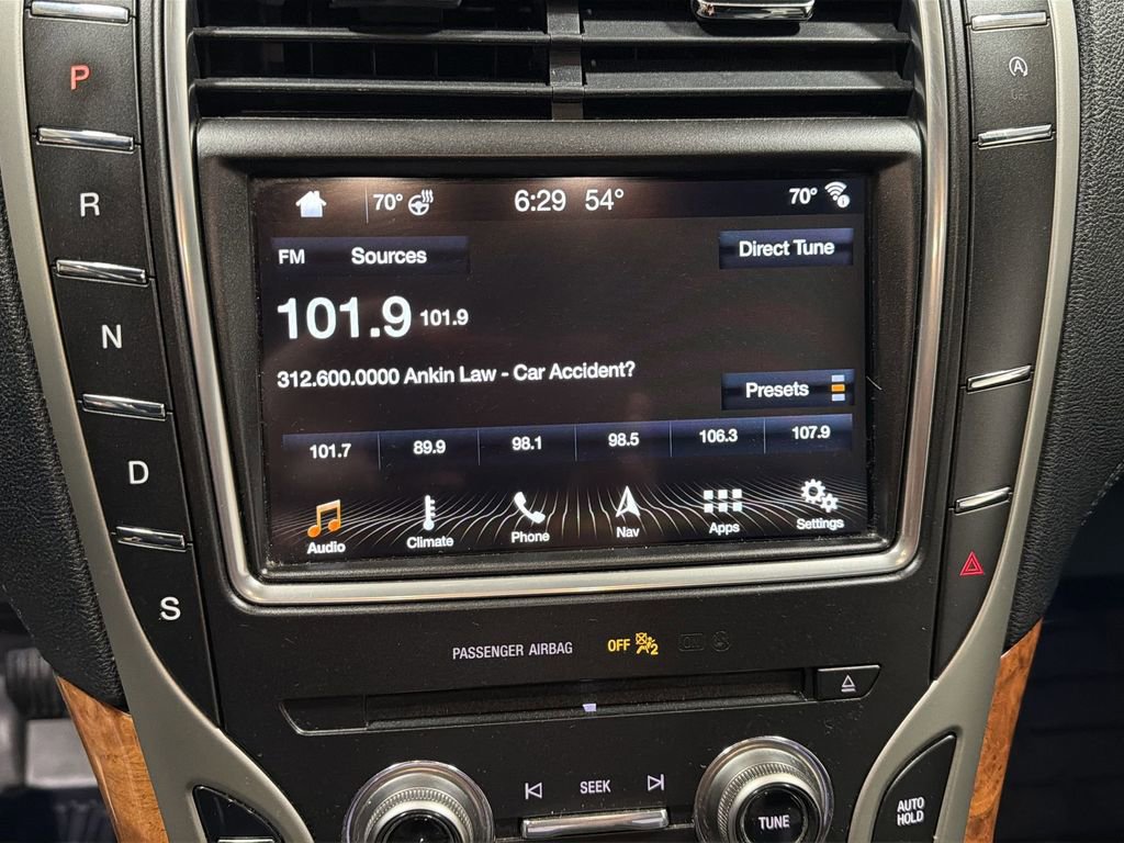 Used 2019 Lincoln Nautilus Select image 12