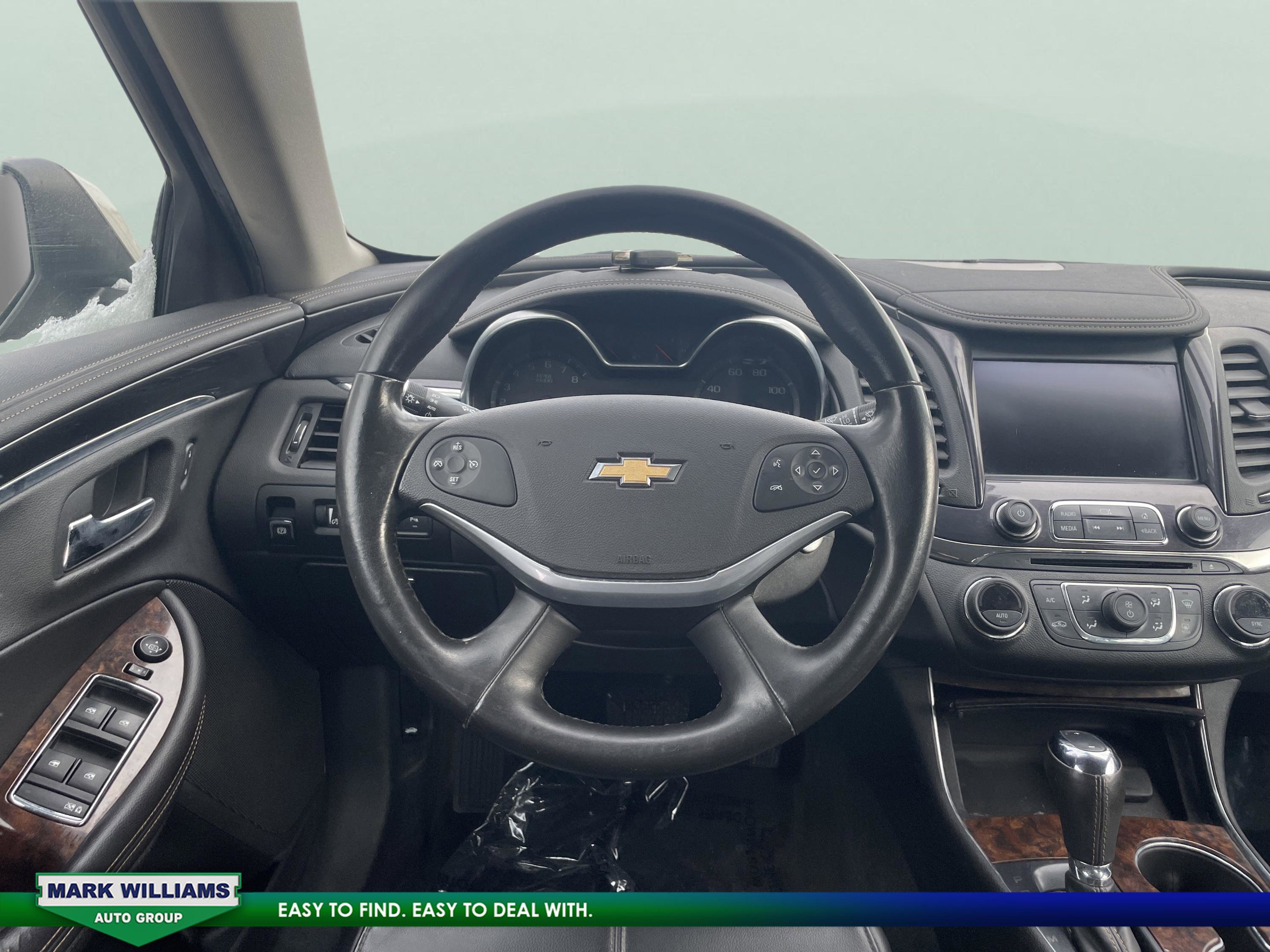 Used 2014 Chevrolet Impala LT w/ Convenience Package image 25