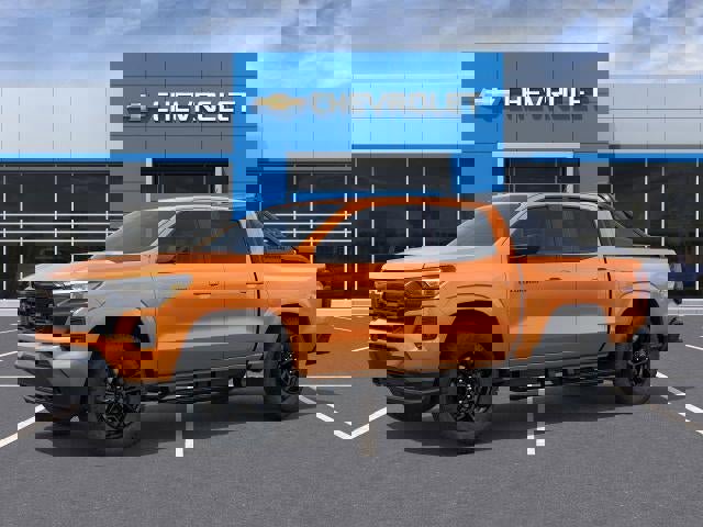 New 2026 Chevrolet Colorado Z71 w/ Midnight Edition image 2