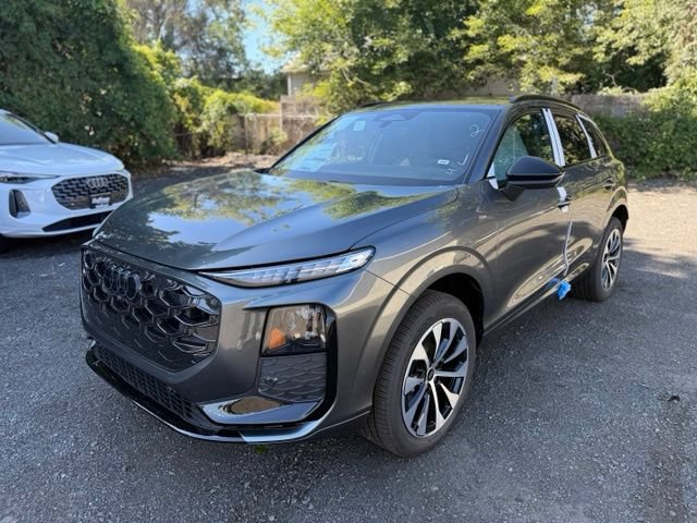 New 2026 Audi Q3 quattro 2.0T AWD/4WD image 4
