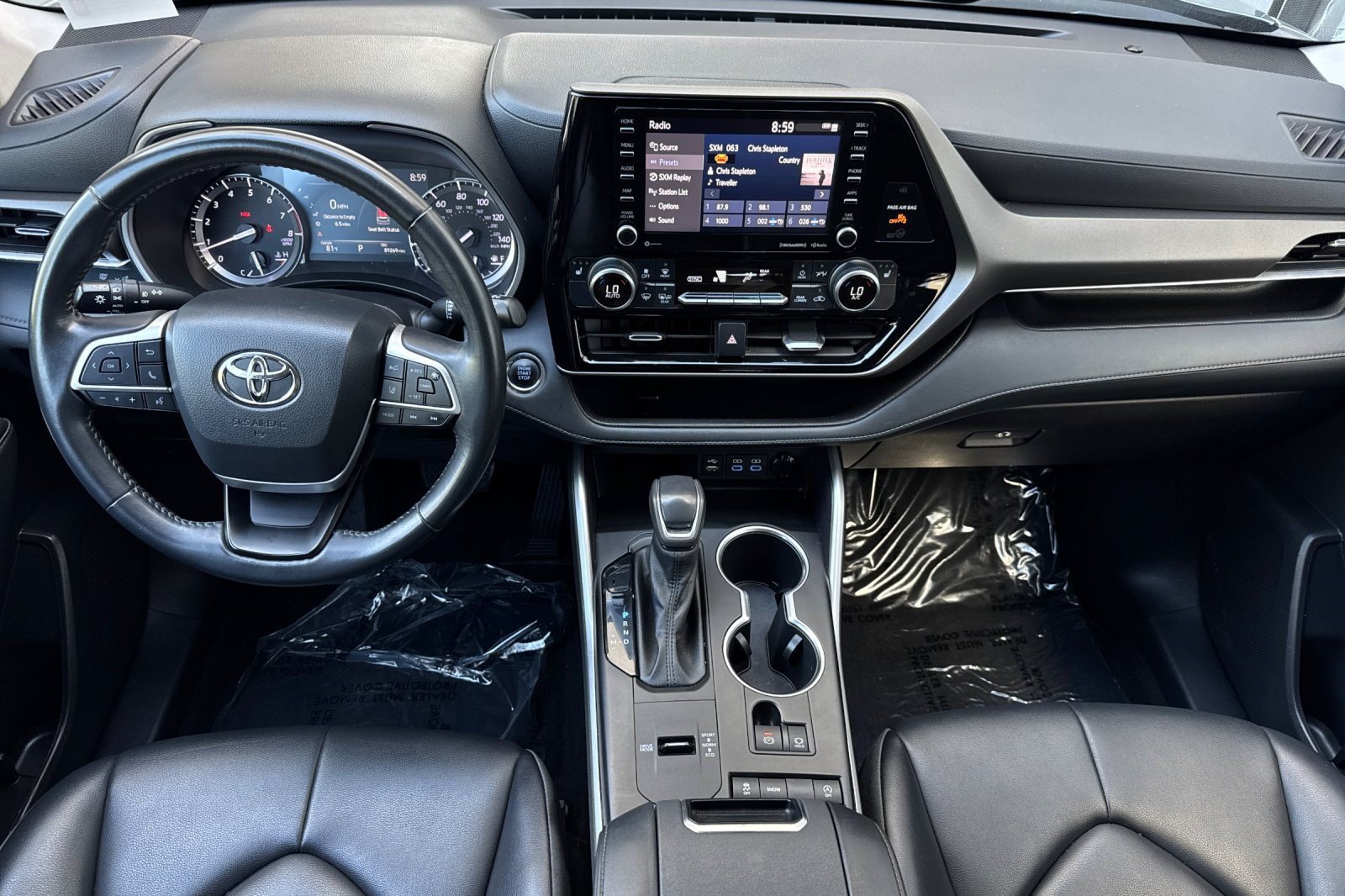Used 2022 Toyota Highlander XLE FWD image 15