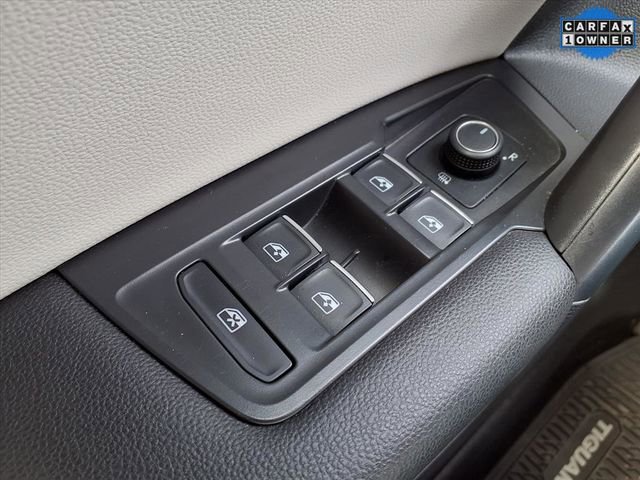 Used 2021 Volkswagen Tiguan SE R-Line image 23