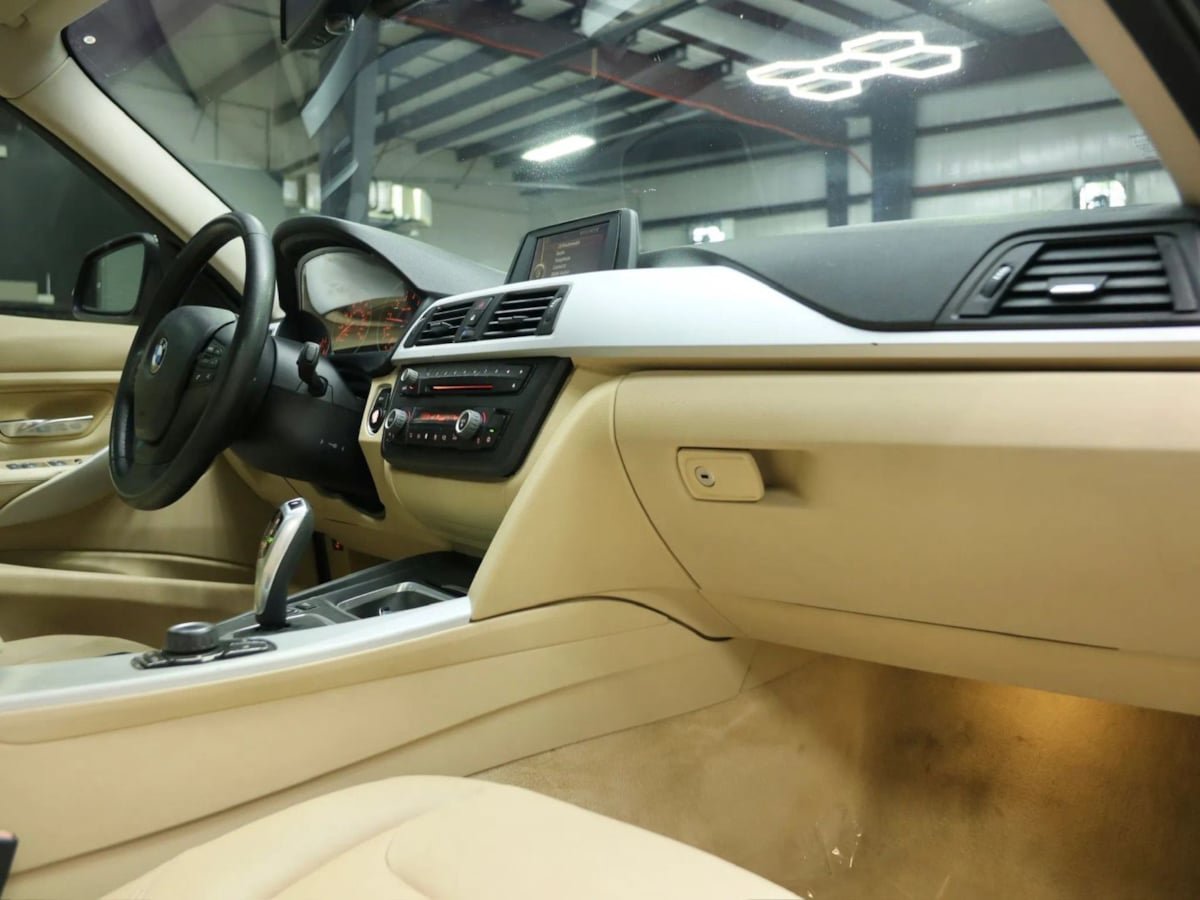 Used 2012 BMW 328i Sedan RWD image 24