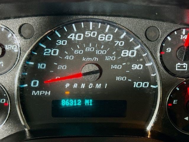 Used 2021 Chevrolet Express 2500 RWD image 14