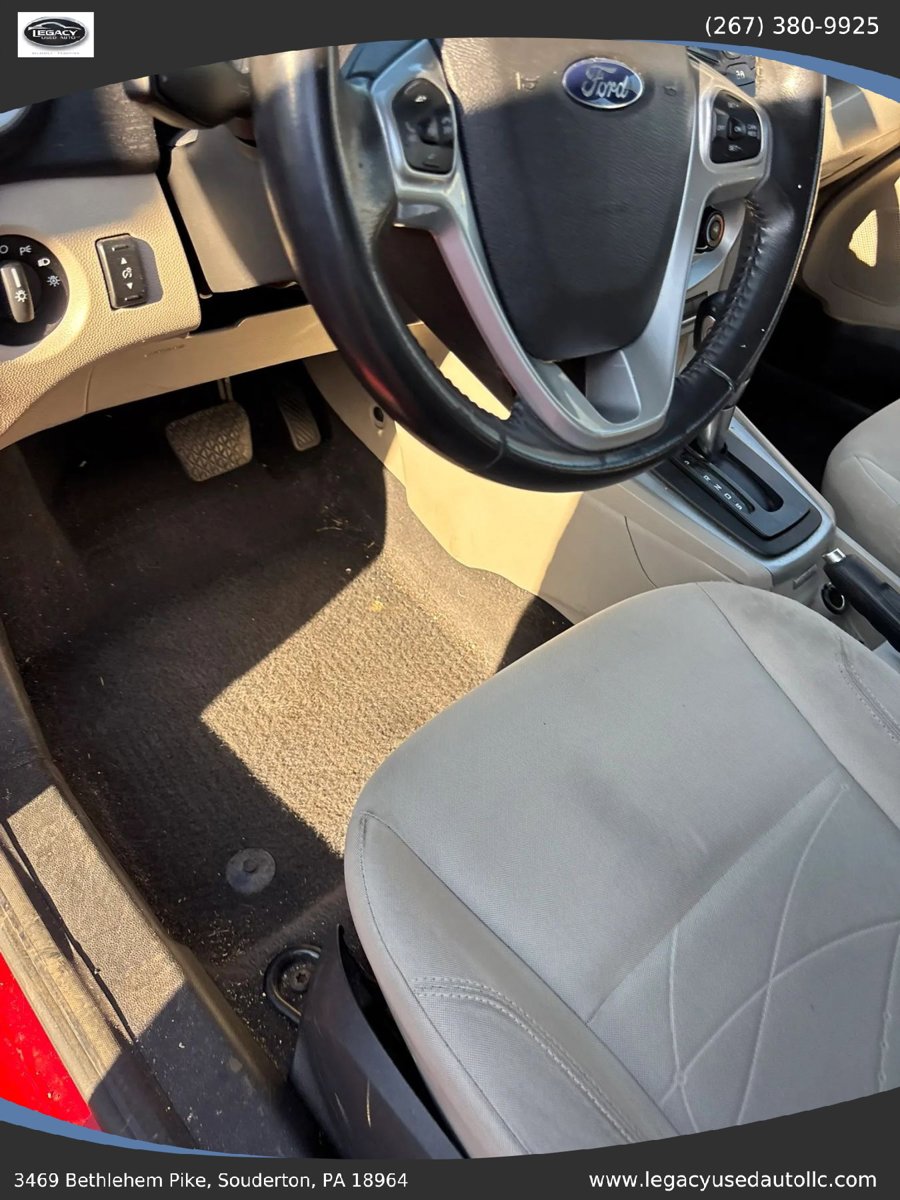 Used 2014 Ford Fiesta SE image 26