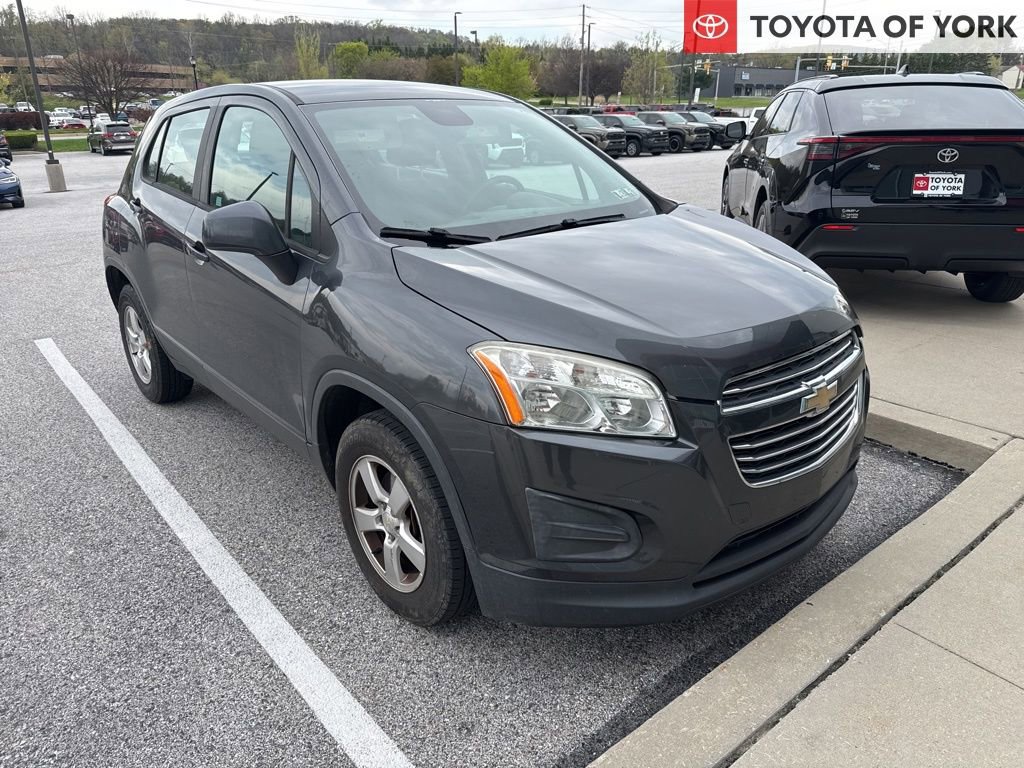 Used 2016 Chevrolet Trax LS image 1