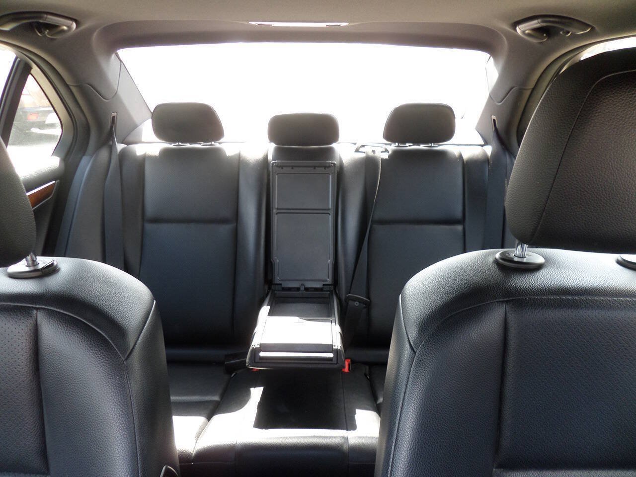 Used 2012 Mercedes-Benz C 250 Sedan image 46