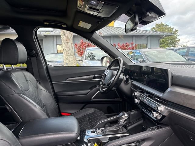 Used 2023 Kia Telluride EX X-Line image 11