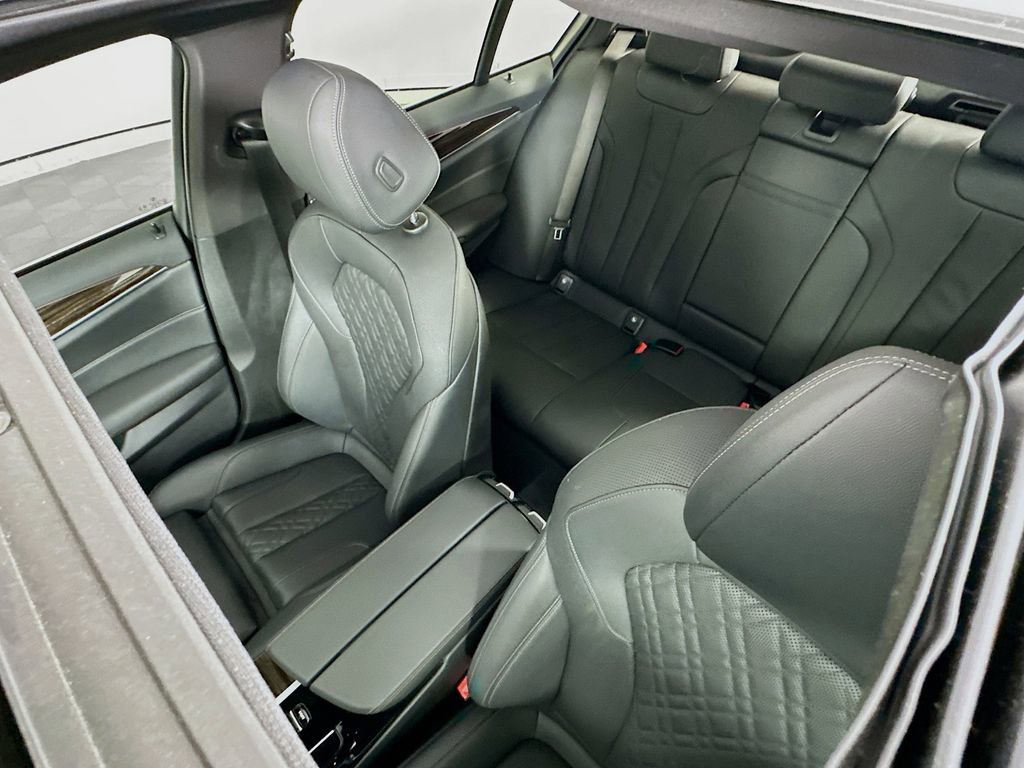 Certified 2023 BMW 540i w/ Premium Package image 22
