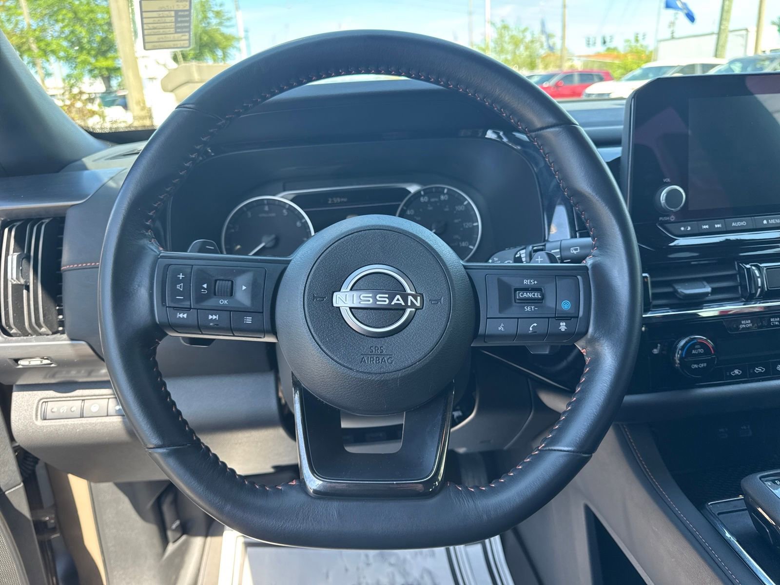 Used 2025 Nissan Pathfinder Rock Creek image 15