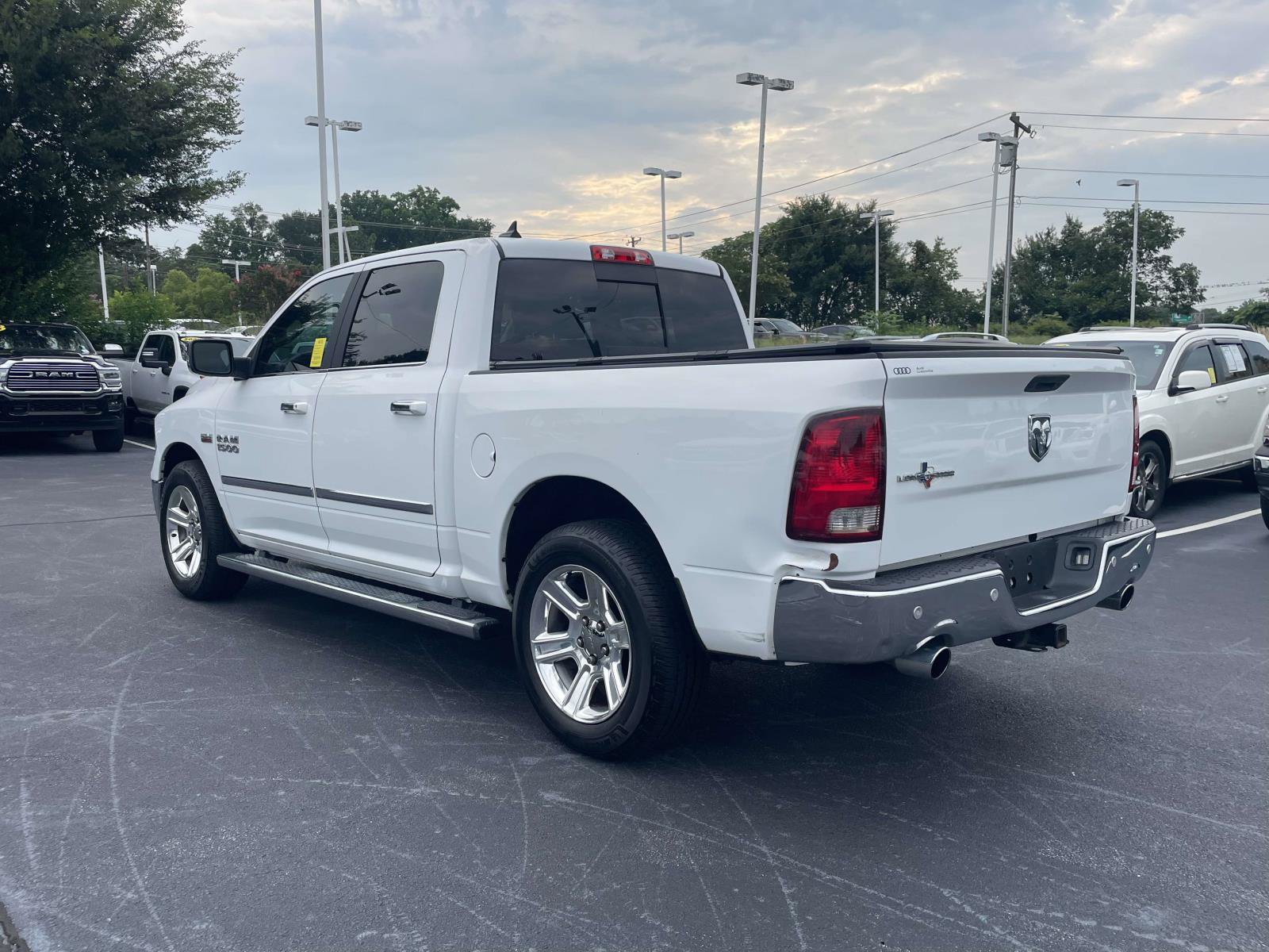 Used 2017 RAM 1500 Lone Star RWD image 5