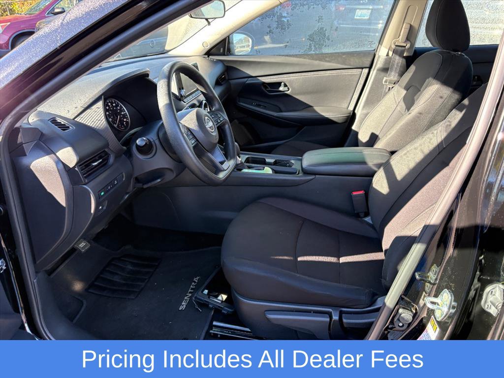 Used 2025 Nissan Sentra S FWD image 17