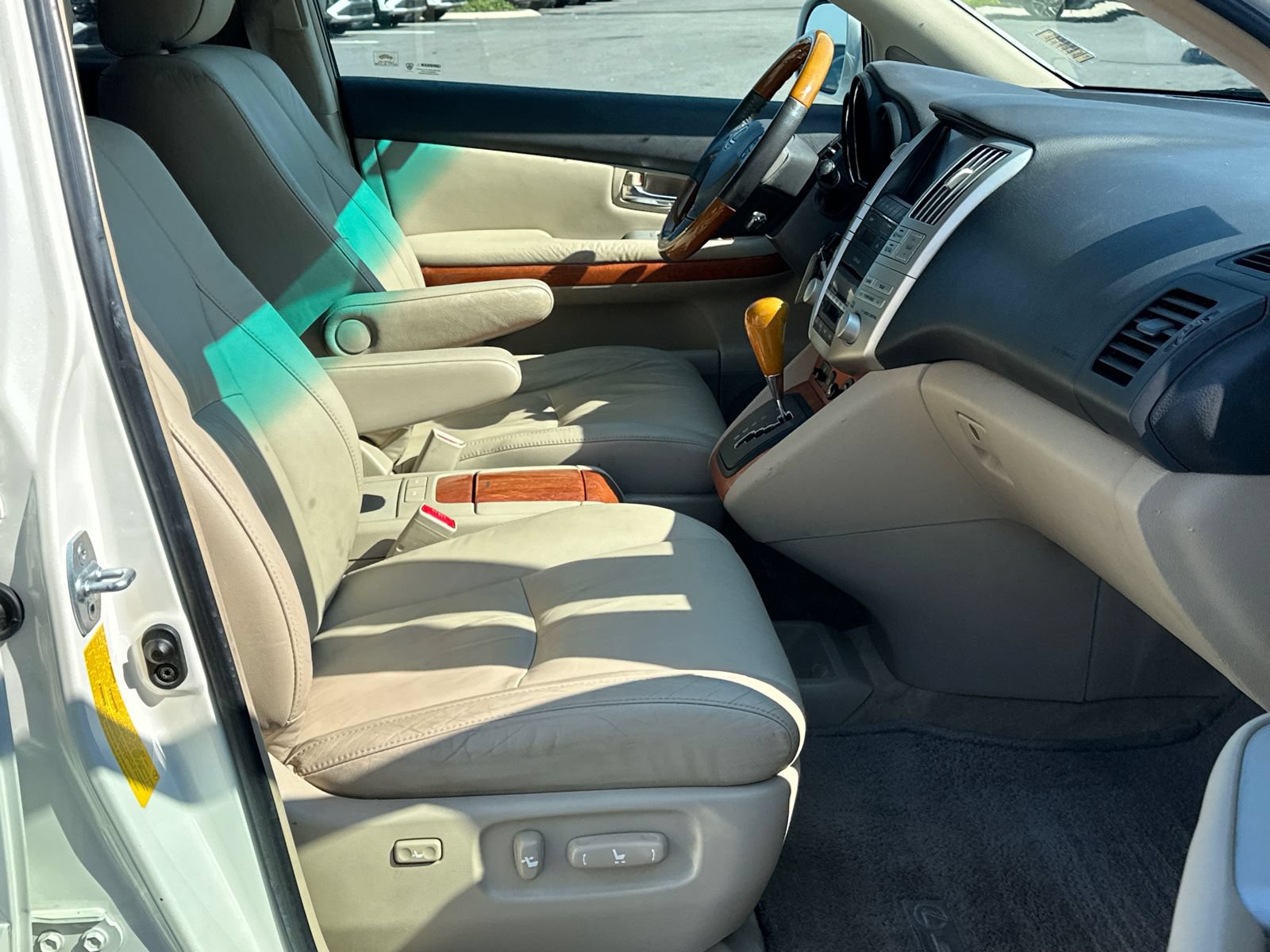 Used 2008 Lexus RX 400h AWD w/ Premium Plus Pkg image 14