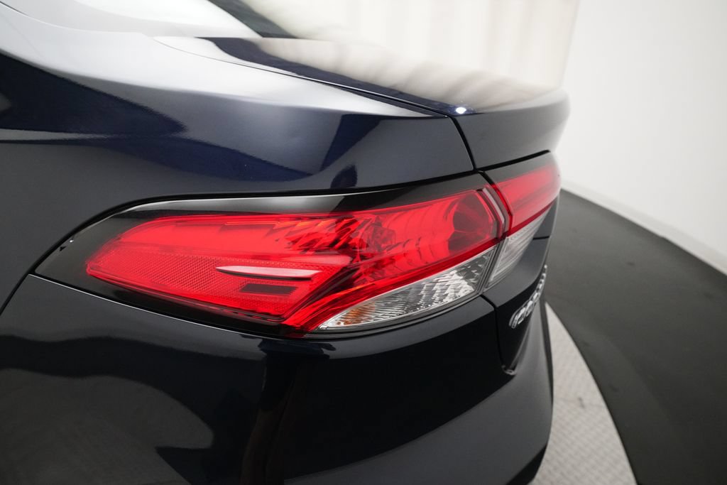 Used 2023 Toyota Corolla LE FWD image 30