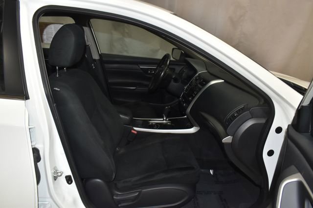 Used 2015 Nissan Altima 2.5 SV image 12