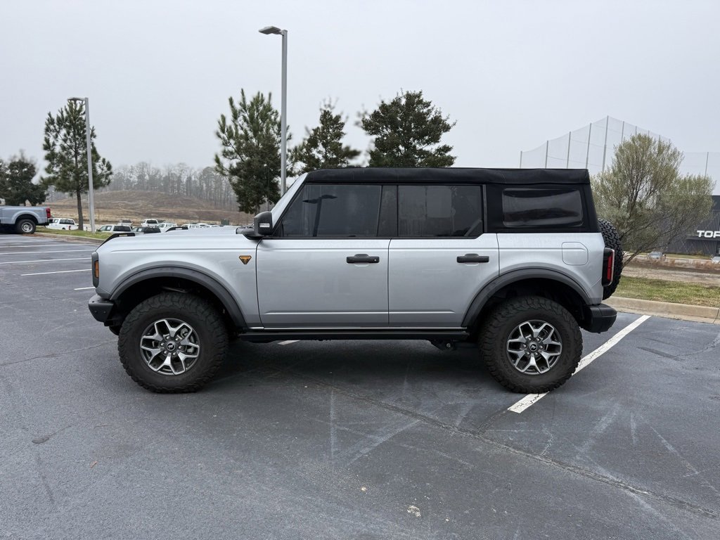 Certified 2024 Ford Bronco Badlands image 4